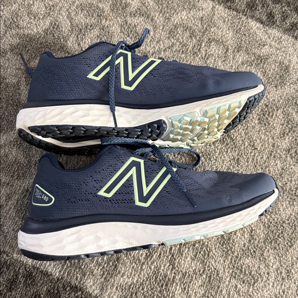 New Balance fresh foam 680 running sneakers - Picture 6 of 11